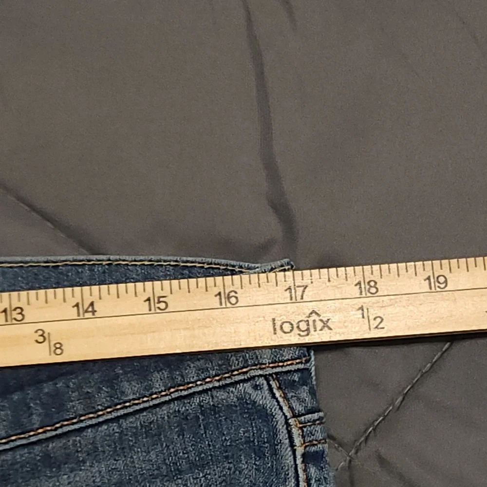 Levis levi 513